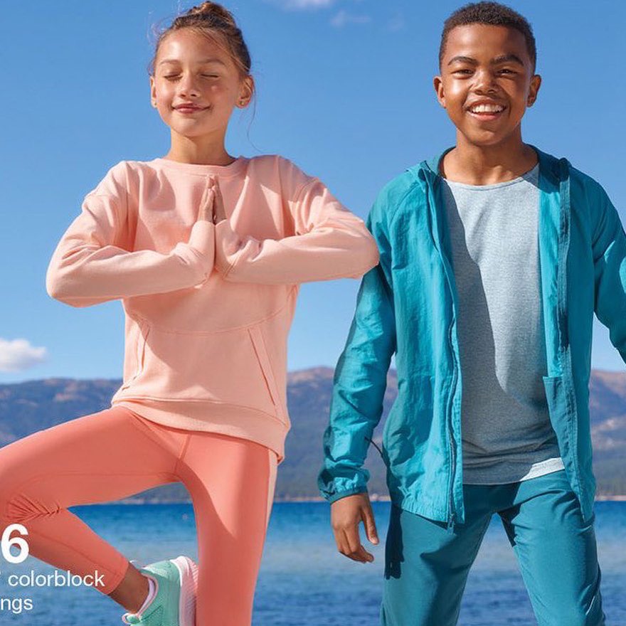 zuriagency's tweet photo. Olivia and Maya Clark are channeling all their good vibes on this Monday morning! They had a blast working together for Target Tahoe.
@oliviaclark2008 @mayaleclark @target #zuriagency #target #activewear #sisters #fitness https://t.co/sRb1kFwF0C