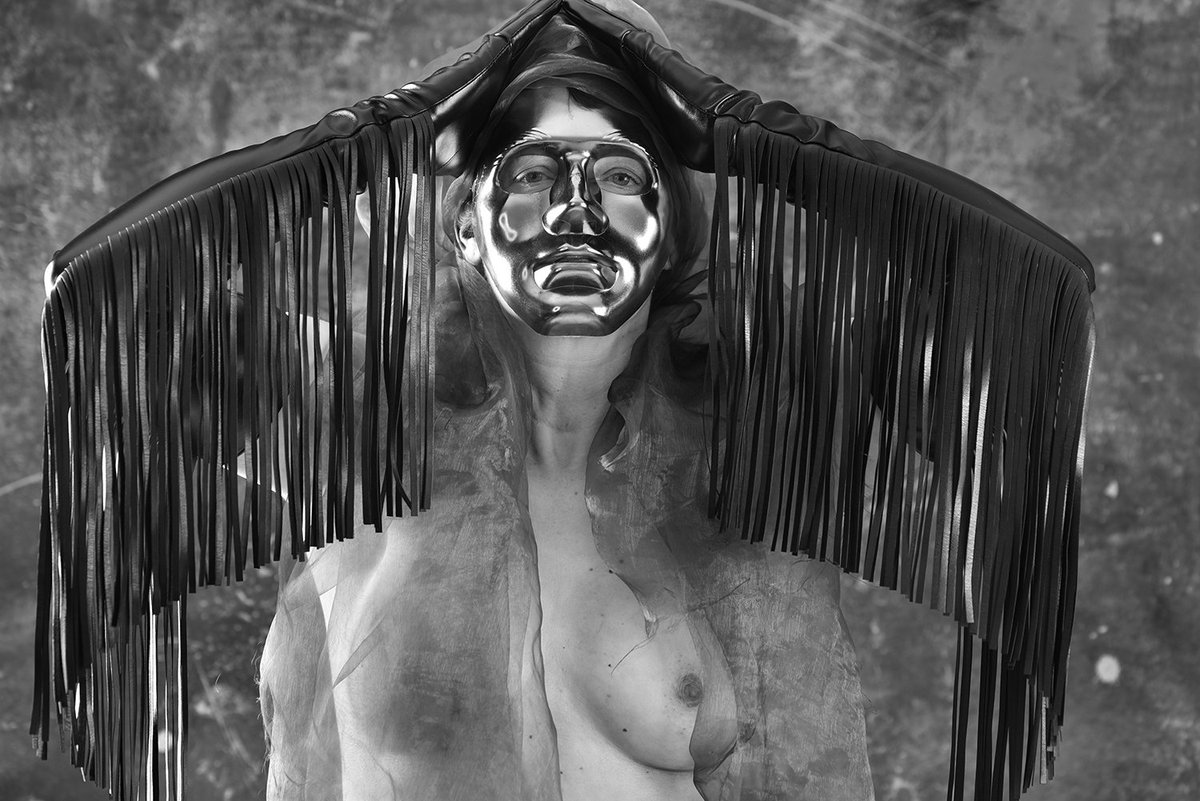 AntoineDeratte's tweet photo. Modèle #photographie #art #portrait #bodypainting https://t.co/eMkQ5OqHr4
