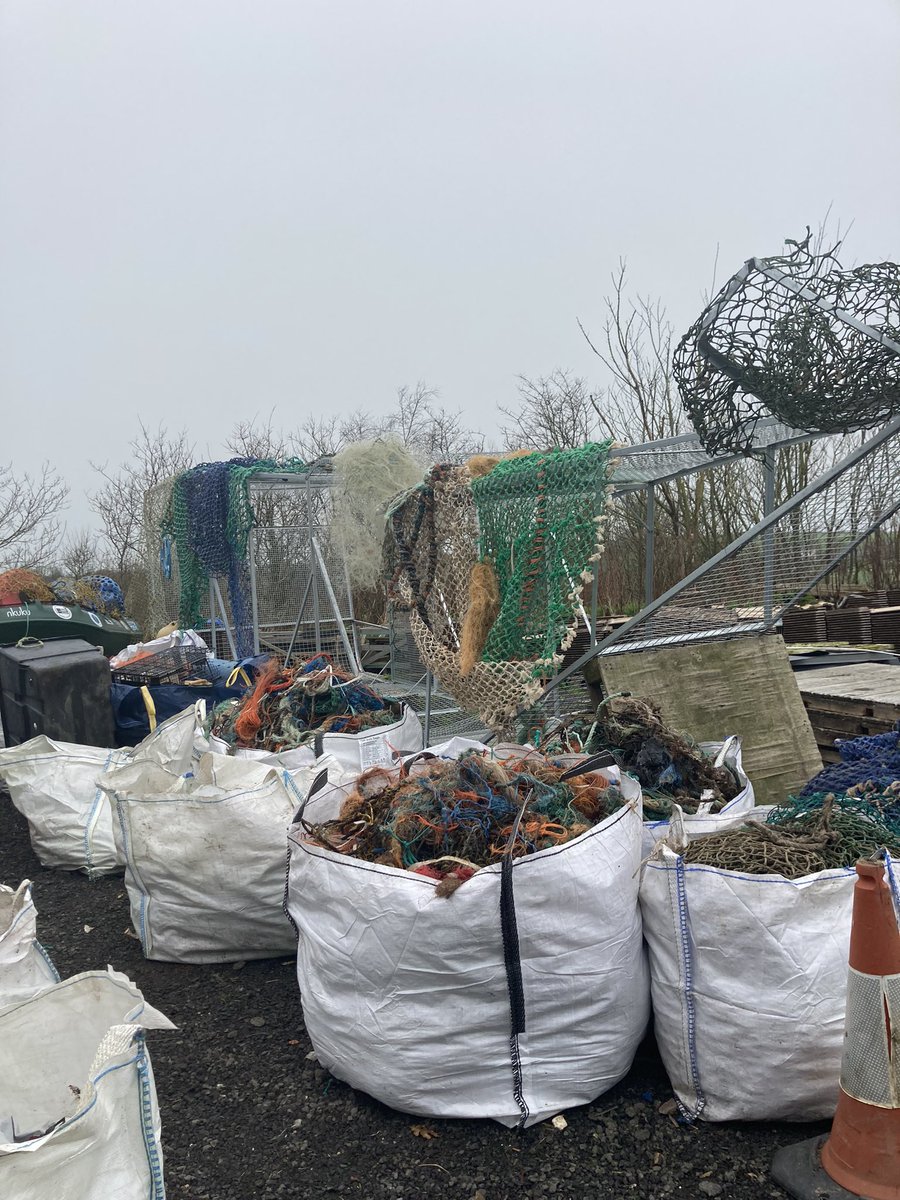 devon_enviro's tweet image. We visited Gary @tillcoastclear and saw the HUGE amount of #plasticpollution he’s cleaned up from the South Devon coast 🐳

This is vital work for protecting &amp;amp; restoring the health of our oceans, marine life &amp;amp; humans  too 💙

#OceanPlastic #PlasticPollutes #Nature #Devon #30by30