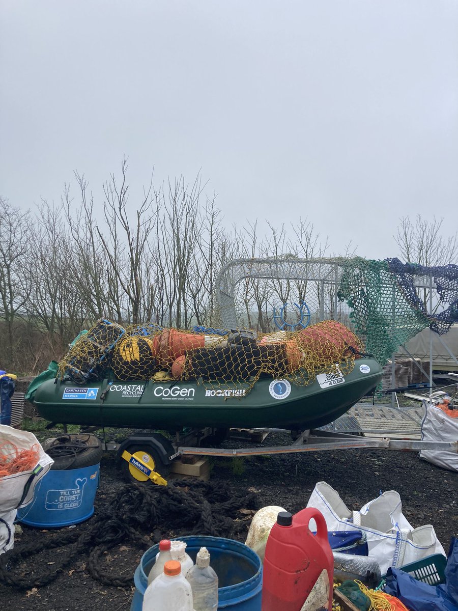 devon_enviro's tweet image. We visited Gary @tillcoastclear and saw the HUGE amount of #plasticpollution he’s cleaned up from the South Devon coast 🐳

This is vital work for protecting &amp;amp; restoring the health of our oceans, marine life &amp;amp; humans  too 💙

#OceanPlastic #PlasticPollutes #Nature #Devon #30by30
