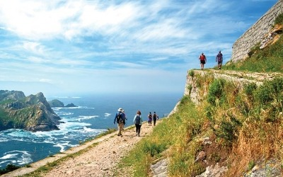 DSalernoTravel's tweet photo. #Travel and #romance go together like wine & cheese, and whether it’s a celebratory kiss on a mountain summit or a post-ride walk along a white-sand beach, these 10 trips are sure to ignite a spark:
#DonnaSalernoTravel #YOLO #SoftAdventure #Travel
#CustomizedTravelWorldwide https://t.co/6PesW4x1Yu