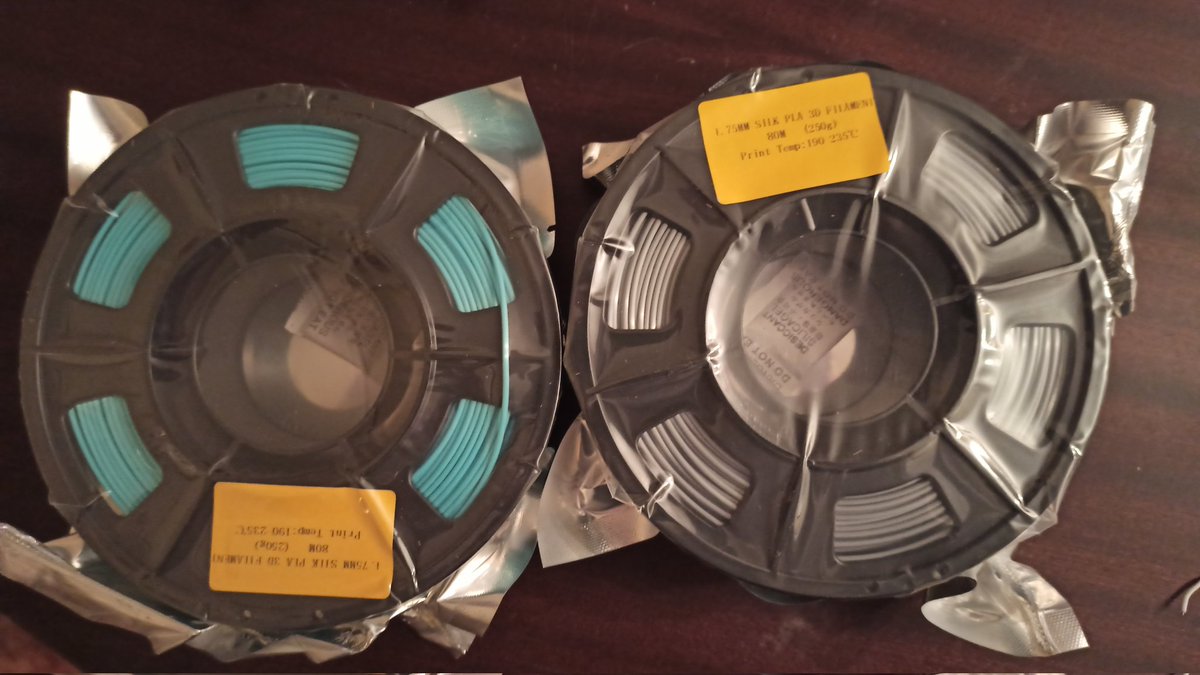 JmakerStore's tweet image. Se vienen cositas 🤔🤔🤔🤔🤔