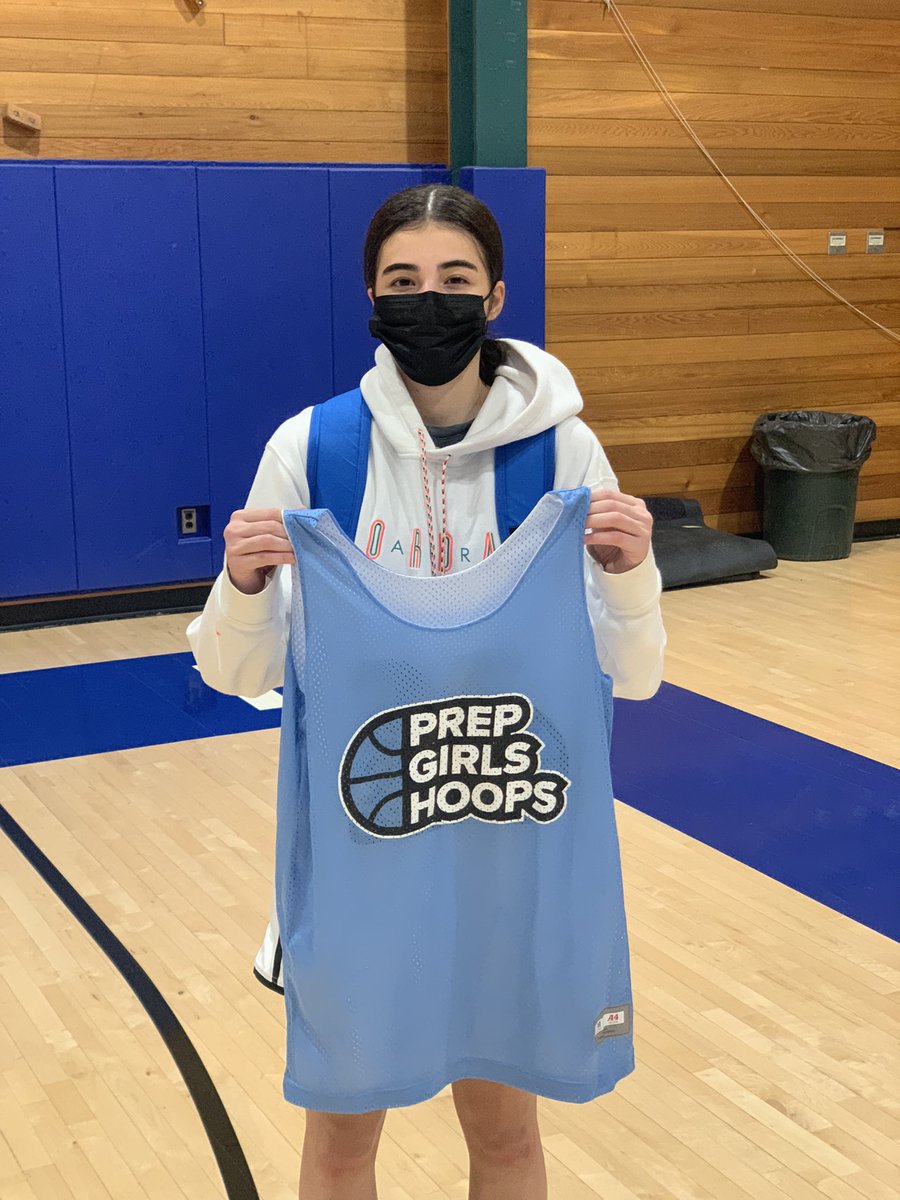 🏀Final🏀

MacDuffie: 62
Watkinson: 54

<a href="/PGHNewEngland/">Prep Girls Hoops New England</a> POTG
🏆 Zeynep Goktepe (‘24)

A light 40 ball for Goktepe 🪣🪣It was the off-hand 💼 work for me 😤😤Her left hand is one of the toughest I’ve seen in her class 👏🏾👏🏾