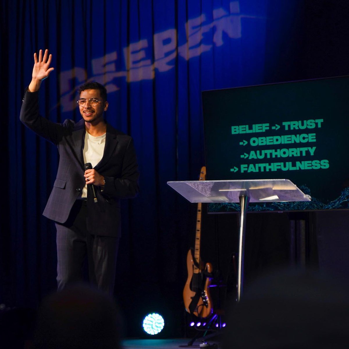 WALKChurch's tweet photo. SUNDAY AT WALK π
We had such a powerful weekend at WALK! The Lord was moving through the worship and the word and it was so great seeing everyone in-person and online. Here are some highlights from the weekend! πΈ #WALKChurch #SundayatWALK #Kingdom #Deepen22 #DeepenConf22 https://t.co/18BTI33ReM