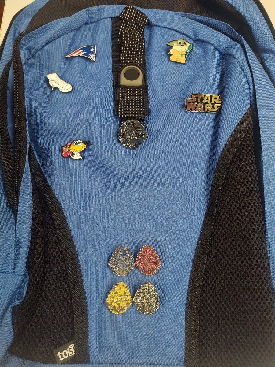 elpingo_mx's tweet photo. Tenemos una gran variedad de pines con los que puedes personalizar tu gorra o mochila 😉

Visita nuestra tienda en línea
https://t.co/uSi3c8NWWL https://t.co/Xx7JZfdbFc