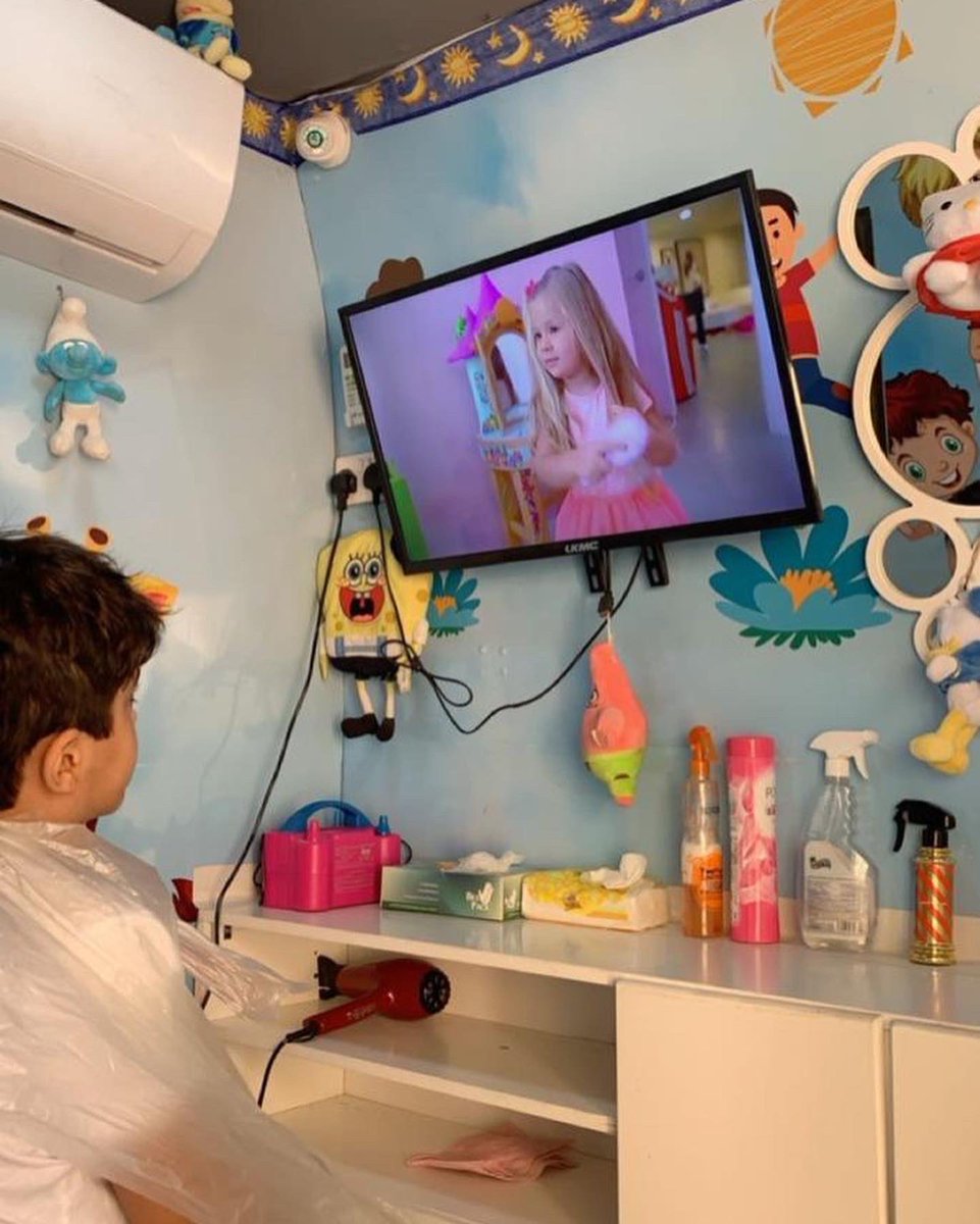 اطلبنا ونجيك لبيتك ع ايدي امهر الحلاقين 💙✂️ 
للطلب 👇🏻
linktr.ee/HaB99