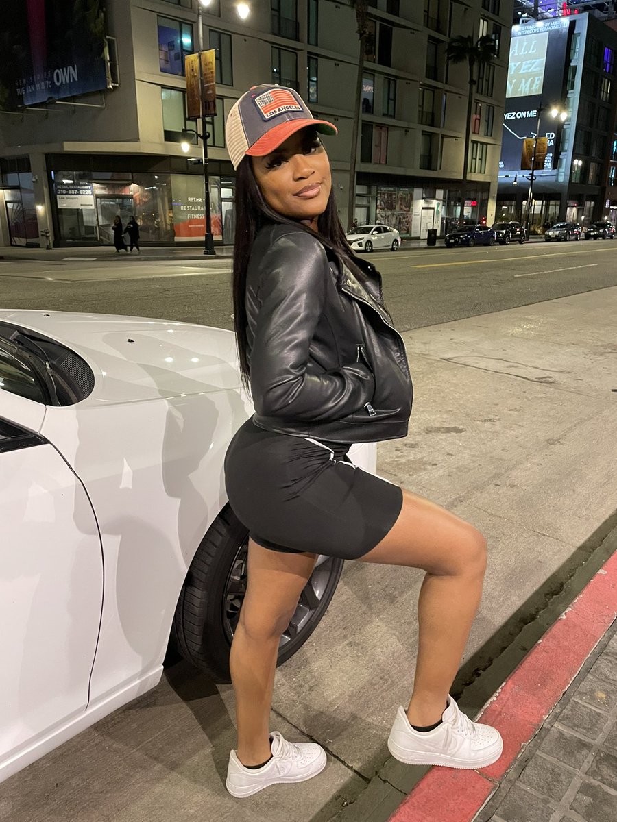 daianuhhh's tweet photo. LA nights 🏙 https://t.co/DibMeHiomh