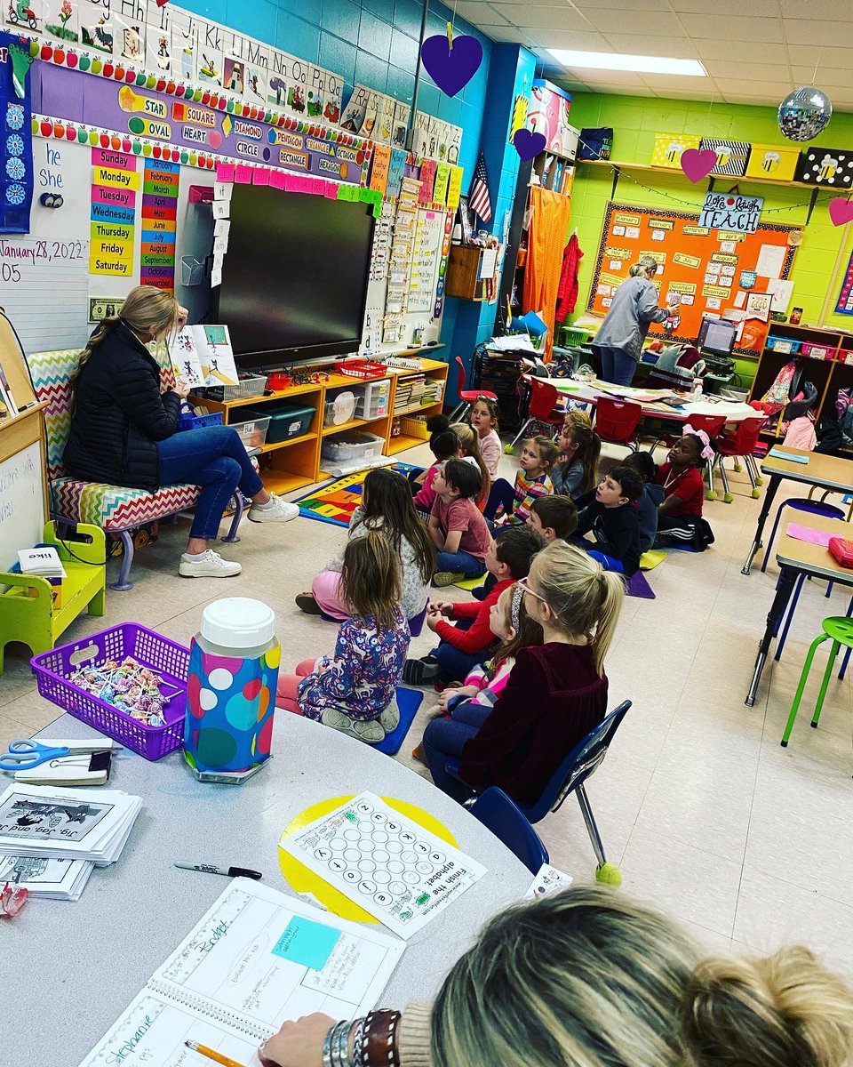 EastWebsterElem's tweet photo. SLPs made a trip to kindergarten to read Friday! https://t.co/XvxZokbXJw