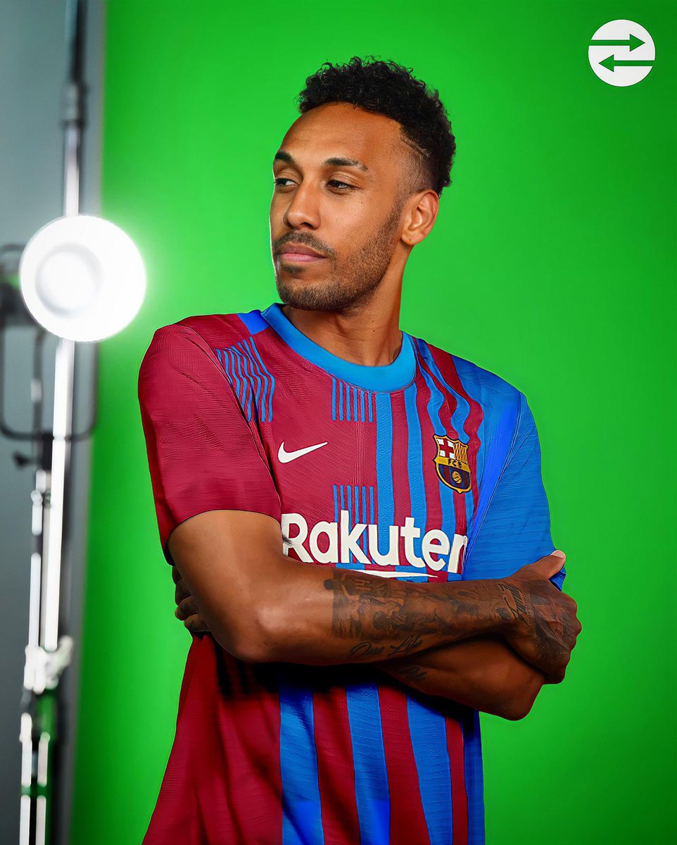 FabrizioRomano's tweet photo. Pierre Emerick-Aubameyang joins Barcelona, done deal and here we go. Contract agreed and now set to be signed by Aubameyang in Barcelona headquarters. Medical successfully completed. 🔵🔴 #FCB 

Arsenal will save his huge salary as they wanted. Deal in place. #AFC #DeadlineDay https://t.co/IZEDCj2Zky