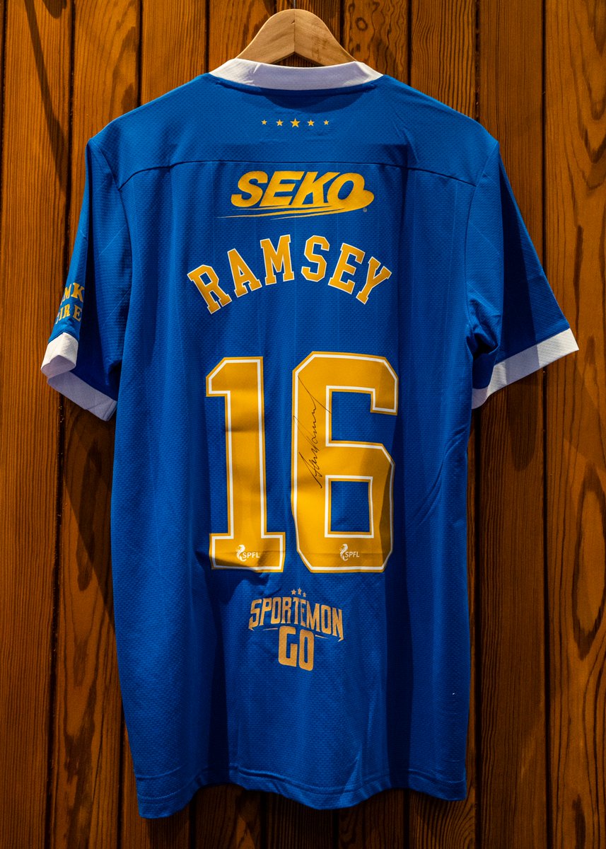 Rangers Football Club (@rangersfc) on Twitter photo 😍 Win a signed <a href="/aaronramsey/">Aaron Ramsey</a> top.
📲 Simply Follow us & Retweet, we'll pick a winner at random tomorrow. Good luck! 😍 Win a signed <a href="/aaronramsey/">Aaron Ramsey</a> top.
📲 Simply Follow us & Retweet, we'll pick a winner at random tomorrow. Good luck!