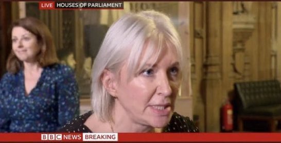 AMHussain76's tweet photo. Nadine Dorries goes full Karen. https://t.co/Y4CbawYKM7