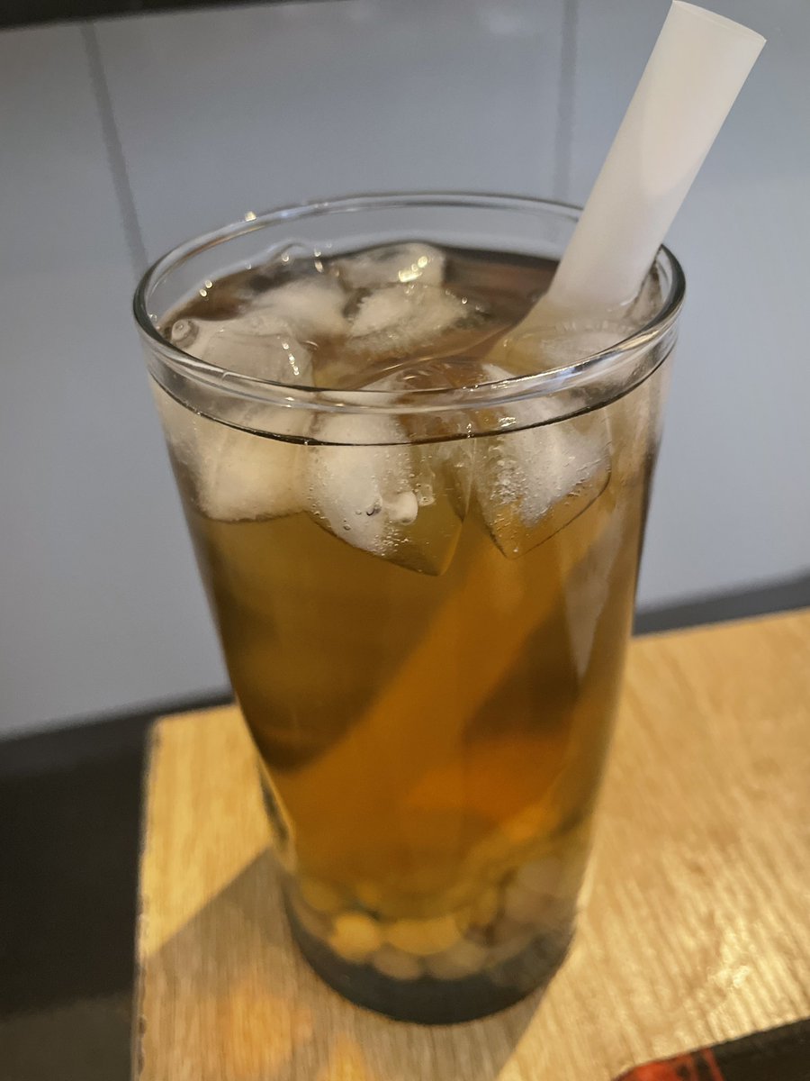 djmelbau's tweet photo. Home made bubble tea anyone? #peachtea #lipton #bubbletea #perfectforsummer https://t.co/eSHqnduwMK