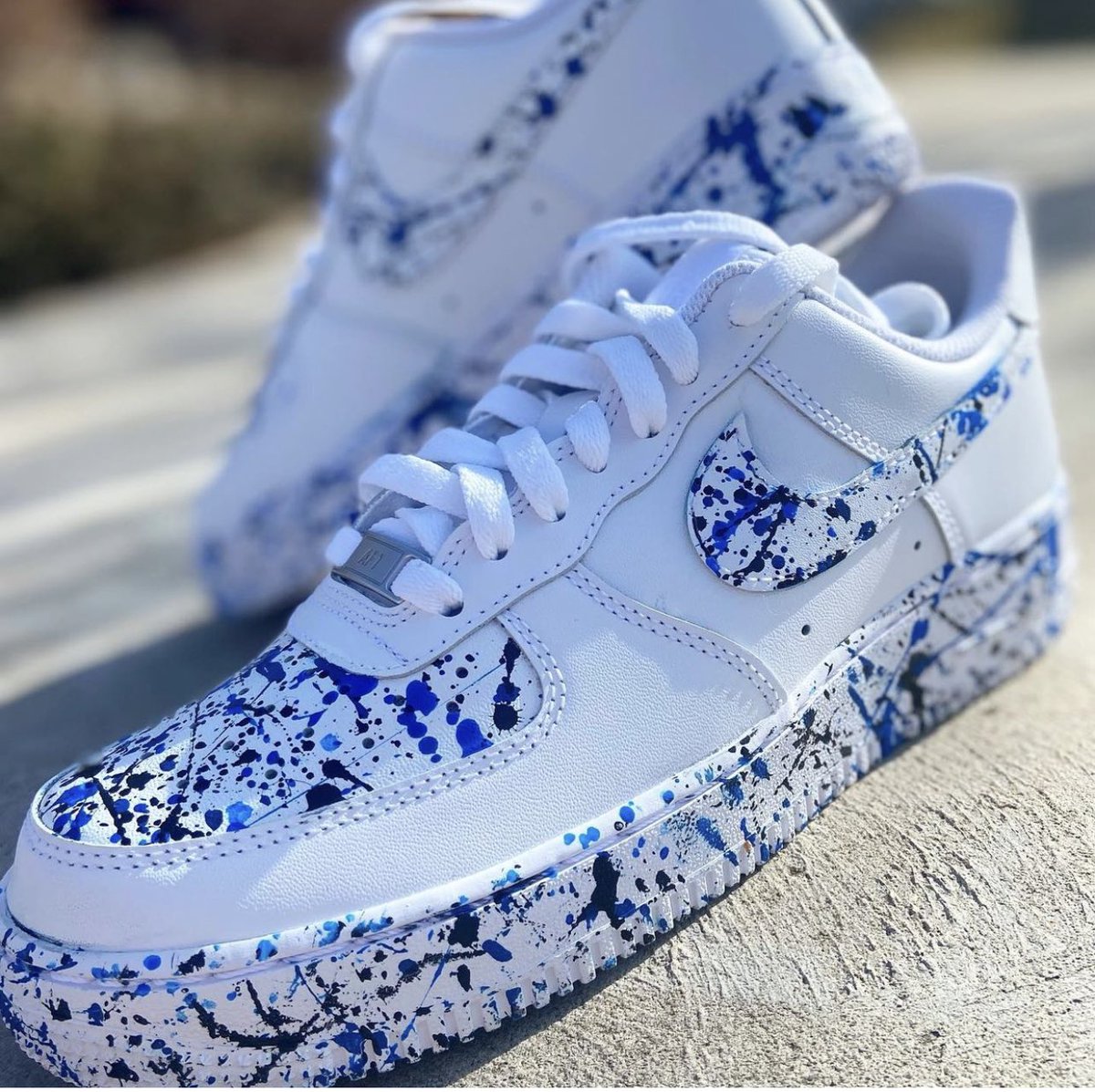chelsfairbourn's tweet photo. Some new kicks for this week’s @BYUMBB home games 👀

A little royal, a little navy…it just feels right. Thank you @ElJay077!!! https://t.co/z0IsvvIYj3