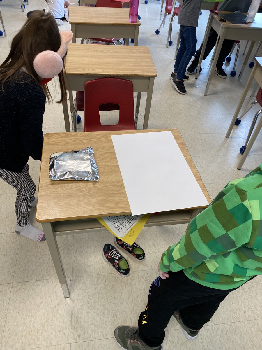 kcookclass's tweet photo. Science Task: Building a satellite tower only using 3 materials! Goal is to make the satellite 1 metre tall but also stable to withstand the wind! @OrchardParkGr3 @OrchardParkPS #strongandstablestructures https://t.co/gsBCnzez82