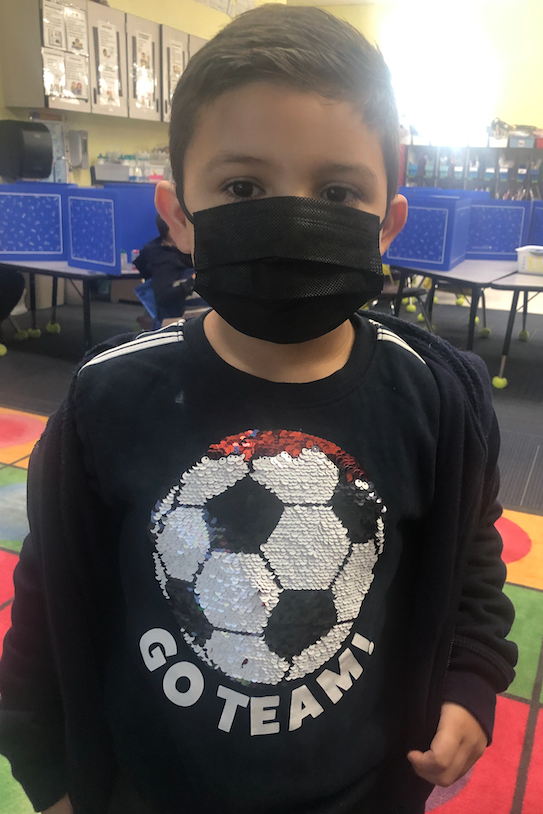 TarverSchool's tweet photo. Leadership is not a title or position, it's about impact, influence and inspiration. Our students are beginning with the end in mind and seeing themselves as their future! #leaderinme #oneteamunafamilia #wearetarver #leadlearnlove #spiritweek https://t.co/XjNreejJk7