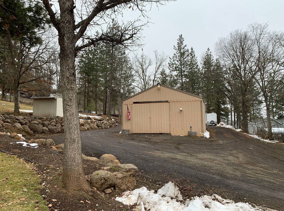 WRE_TheGorge's tweet photo. Quiet &amp; Peaceful Home For Sale in Goldendale,WA✨
4 Bed/ 4 Bath/ 3,024 SF/ 1.87 Acres
Priced at $446,225

Click the link below for more information⬇️
https://t.co/35lLf2TK9r https://t.co/DOJaAQxCSF