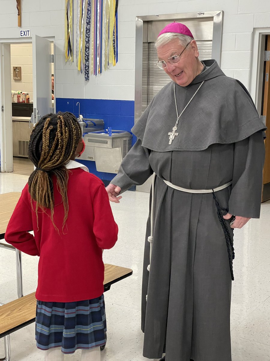 So thankful to kick off #catholicschoolsweek with mass celebrated by Archbishop Hartmayer. Thank you Archbishop for your encouraging words and for stopping by the school one last time before we close. #csw2022 #weareolv