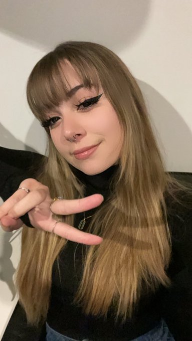 Selfieeee !! https://t.co/swIJ0APq7m