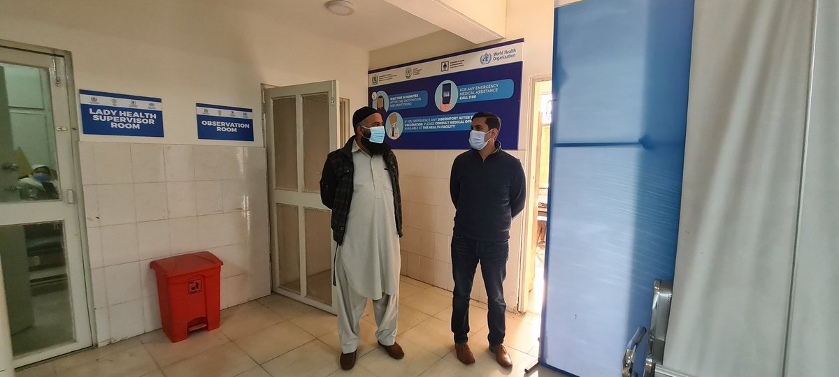 AwaidBhatti's tweet photo. AC Industrial Area inspected CDA Dispensary G9 Markaz for cleaniness, availability of medicines and vaccines and quality of service provided to general public. Work for improvement has been initiated accordingly as per the directions @hamzashafqaat @rmwaq https://t.co/BrY7oKSlJq