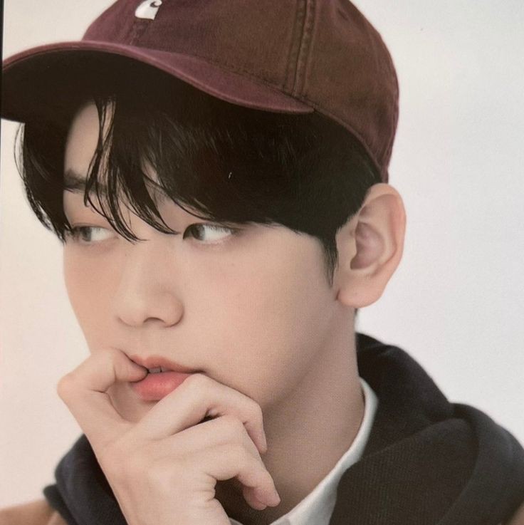 sooblinka's tweet photo. — 𝓾'𝓻𝓮 𝓼𝓸 𝓾𝓰𝓵𝔂 𝓬𝓻𝓲𝓮𝓻 𝓫𝓾𝓽 𝓾'𝓻𝓮 𝓼𝓾𝓬𝓱 𝓪 𝓹𝓻𝓮𝓽𝓽𝔂 𝓵𝓲𝓪𝓻. `` ♡ ``

my name is -: ✧ 𝓬𝓱𝓸𝓲 𝓼𝓸𝓸𝓫𝓲𝓷 ✧ :- i'm trainee @.BCardinalENT and manager @.ctnent_. 

       .・゜-: ✧  𝔀𝓮𝓵𝓬𝓸𝓶𝓮 𝓵𝓲𝓽𝓽𝓵𝓮 𝓼𝓾𝓹𝓮𝓻𝓼𝓽𝓪𝓻 !! https://t.co/Sv8R9PEwVs