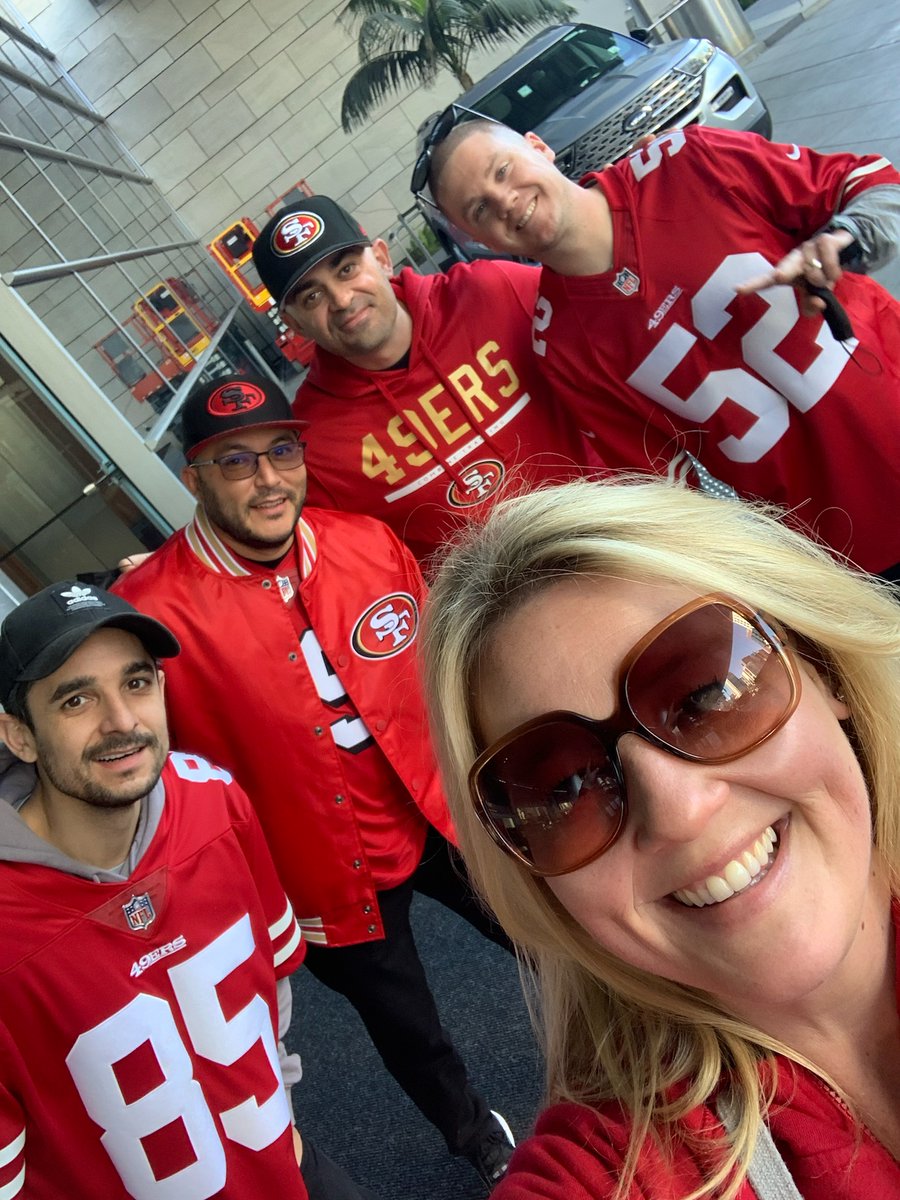 Michelle Hoang tweet media