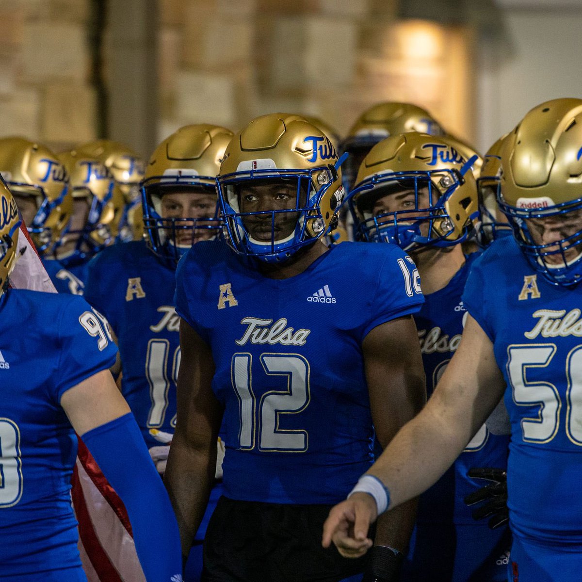 Blessed and Thankful to receive a offer from University of Tulsa @tulsafootball #reigncane <a href="/CoachJ_Everett/">Jayden Everett</a> <a href="/TrustMyEyesO/">⭕️FFERTUNITY</a> <a href="/TheGrindHouseST/">Grind House Sports Training</a> <a href="/WERaiderFB/">Wylie East Raiders Football</a> <a href="/CoachMarcusGold/">Marcus Gold</a> <a href="/CoachMike2Will/">Coach Mike Will</a>