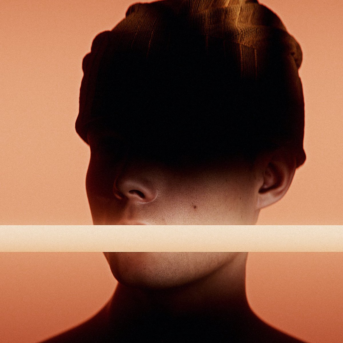 OnlySpirax's tweet photo. Human portrait 🧡🚶‍♂️
Recent exploration with light and digital humans.

__
#3D #redshift3d #c4d #design https://t.co/79BqwwCFAN
