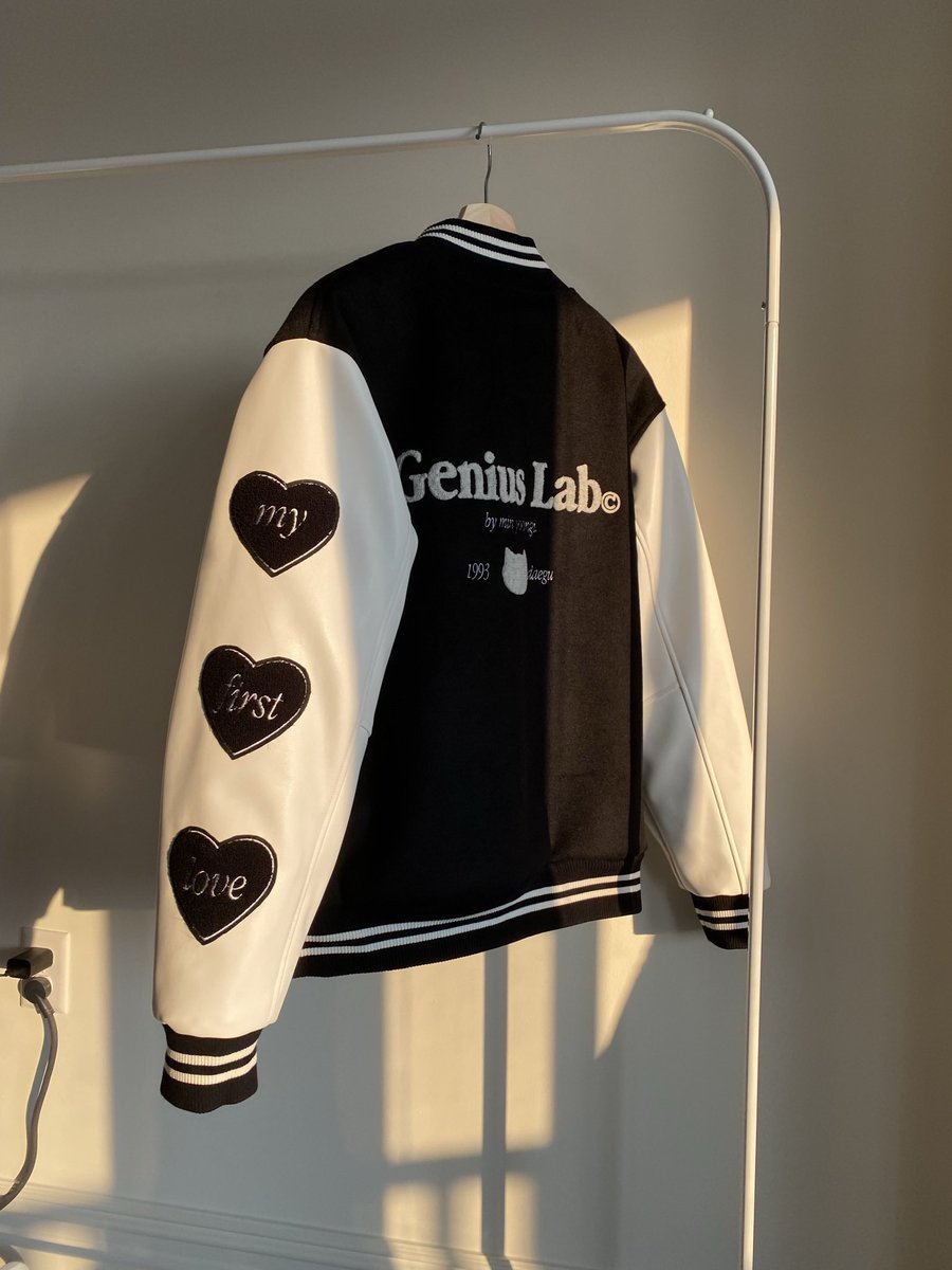 2happyco's tweet photo. 8k giveaway ❤️‍🔥 

like + RT + tag a friend in the comments for a chance to win a varsity jacket (of your choice) from our shop! 🌎🌱✨

i’ll be picking a winner on thursday night before our shop update on friday!

(US only) https://t.co/HTs4HEI1tD