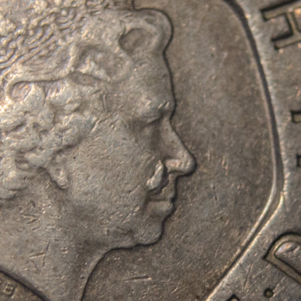 20p error coin looks like tear (normal view) also zoomed image, coin mint year 2004.  #coin #error #errorcoin #Minterror #coincollecting #rarecoin #uk