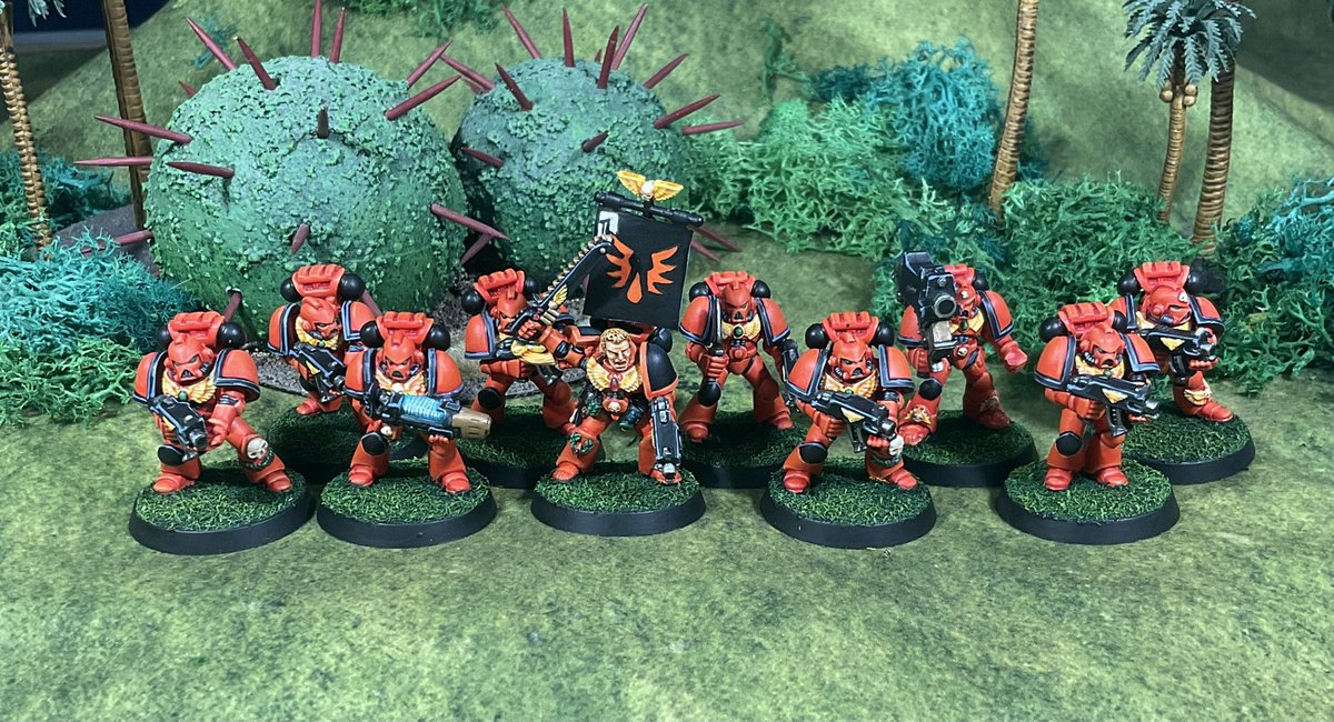 Necoho_Doubter's tweet image. This lot represents a chunk of my recent painting - need more banners and iconography, but starting to get some nice momentum behind this #oldhammer project! #PaintingWarhammer #WarhammerCommunity #BloodAngels