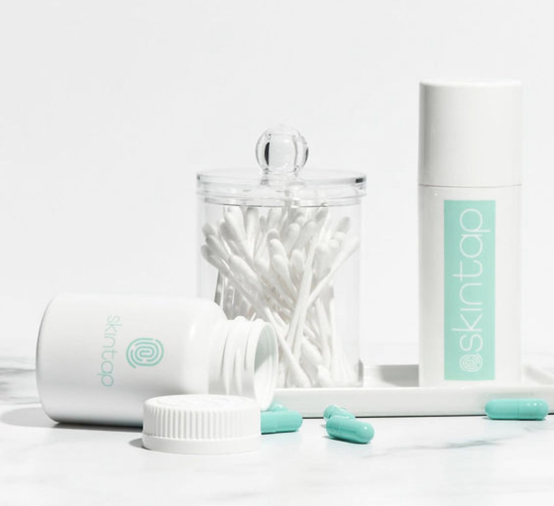 SkintapOfficial's tweet photo. Did you know that Skintap has a derm glossary available on our website that lists all the ingredients in both our oral and topical medications?💊

This is a great resource of all the terms you ever needed or wanted to know. Our website launches very soon so stay tuned👏🏼 #Skintap https://t.co/HoHP5LJUvQ