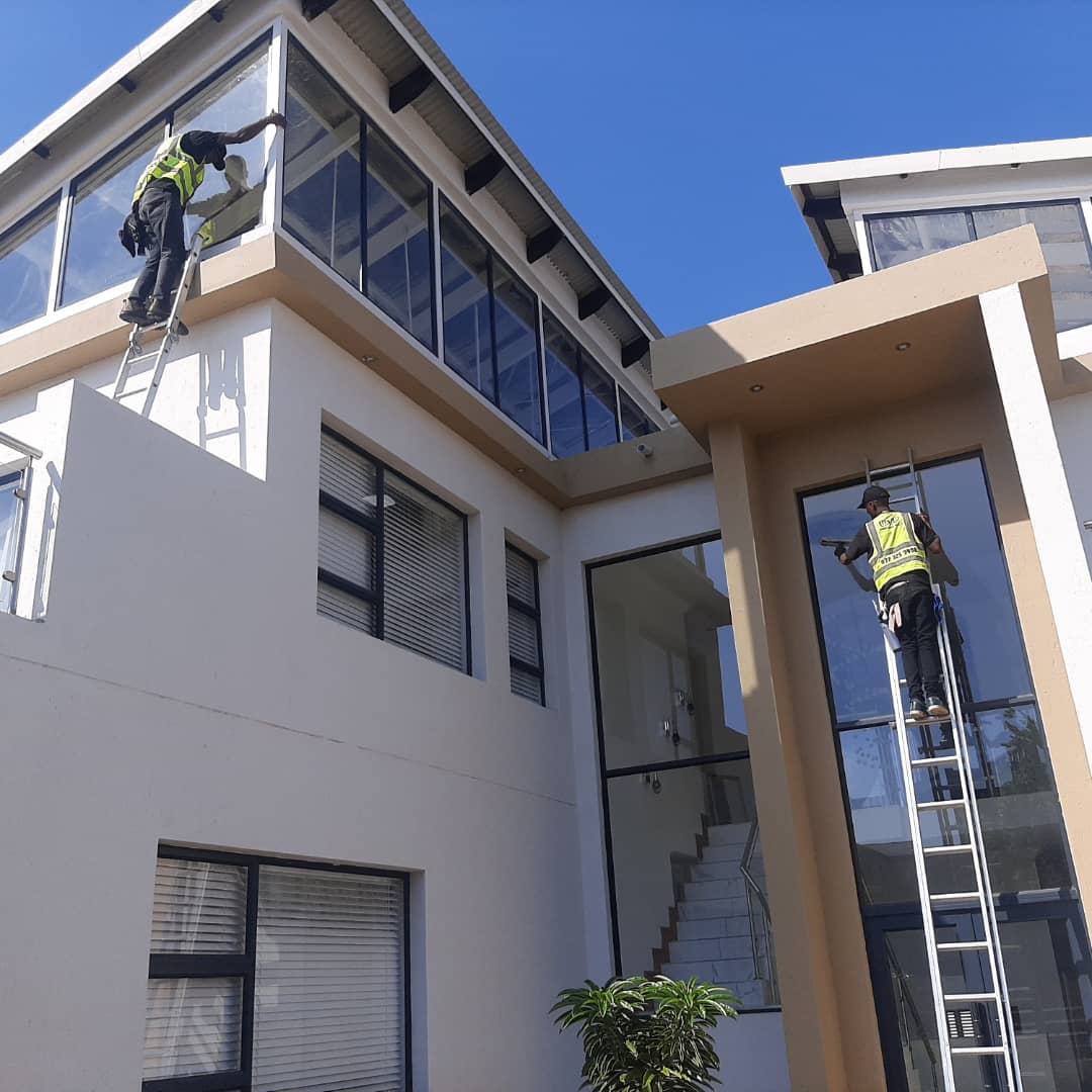 thamaga072's tweet photo. @MichaelBucwa @W_C_Projects offers a wide range of windows cleaning services and maintenance https://t.co/53z2wjDpVt