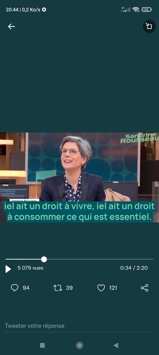 Cecile_Bzh_22's tweet photo. Franchement ces sous-titres en soit disant #EcritureInclusive #PointMedian, quel irrespect pour notre #orthographe, clientélisme politique ! 😒👇
@sandrousseau #EELV @academie_fr @jmblanquer @gouvernementFR https://t.co/4x7qAqaeeN