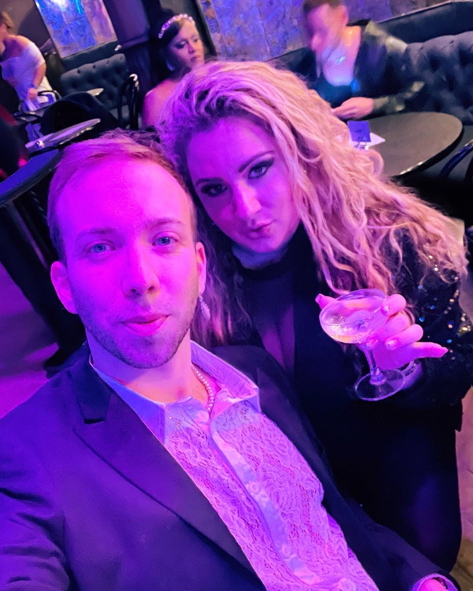 SamBassford's tweet photo. Had the best time at the @GlamAwards last night! So proud of my girls Inita D and Hibiscus for slaying the stage! Alsoooo bonus was sitting next to @TheKandyMuse who is so kind and humble! Thank you for letting my friend take a picture with you! https://t.co/wvox5Ao7NP