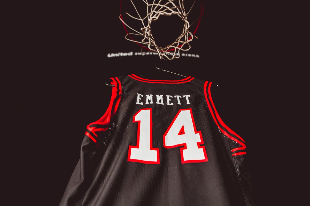 Texas Tech Basketball (@texastechmbb) on Twitter photo For Andre 🖤 For Andre 🖤