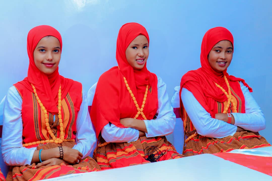 shopmunabeauty's tweet photo. The EU-IOM @IOM_Somalia  scholarship ceremony, which hosted 30 women, NDRA &amp; Gollis university, was praised and celebrated across the country. 

Many who returned to Hargeisa after a perilous journey over the sea are ready to embrace new Makeup skills to improve their lives. 📸📍 https://t.co/KjTy0SIYXg