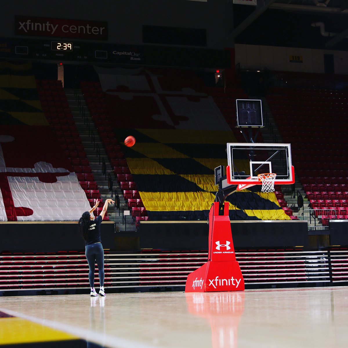 cantretireproj's tweet photo. Happy Monday #CRFT family! Enter this week like @MarissaC_25, with supreme confidence and a beautiful jump shot. 😎😎😎

#mondayhoops #dmvcrew #crftfamily #dmvfamily #mondaymotivation #shootyourshotmondays https://t.co/PH7QsDh3fz