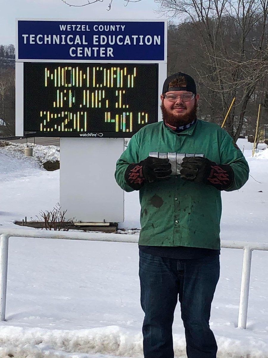 wetzelcs's tweet photo. Congratulations to Isaac Price - Hundred High School senior and second-year WCTEC Welding student, for earning his SMAW certification! #SimulatedWorkplace #ThisIsCTE #WVSimulatedWorkplace #WetzelWelding #2022seniors #Wetzelcs https://t.co/0XEVX2UgLW