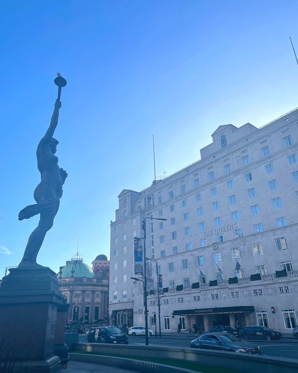 abstract_news's tweet image. Fab to be back in the swing of things with more #liveevent site visits. Today we were in Leeds @TheQueensQ 👸🏼✨ The refurb is stunning &amp;amp; shows off the rich history of the listed building.  #eventprofs #Leeds #MondayMotivation ❤️✨✅