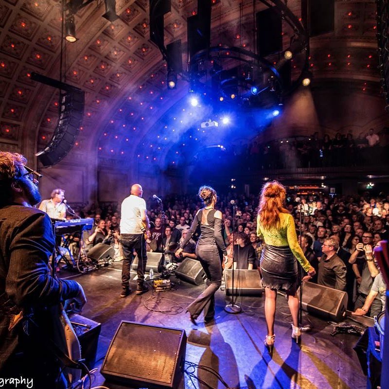 GRUPPO1SPORTIVO's tweet photo. #TOURFACTS Gruppo Sportivo live in Arnhem, 2018. 📸 Rijno Boon. The band will return to @LuxorLive, Arnhem on June 16, 2022, as part of the 25-date ‘Spotify Tour 2022', which kicks off on March 18. Join the party?
#grupposportivo #thespotifytour #live #tour #hits https://t.co/GL2xJdwr82