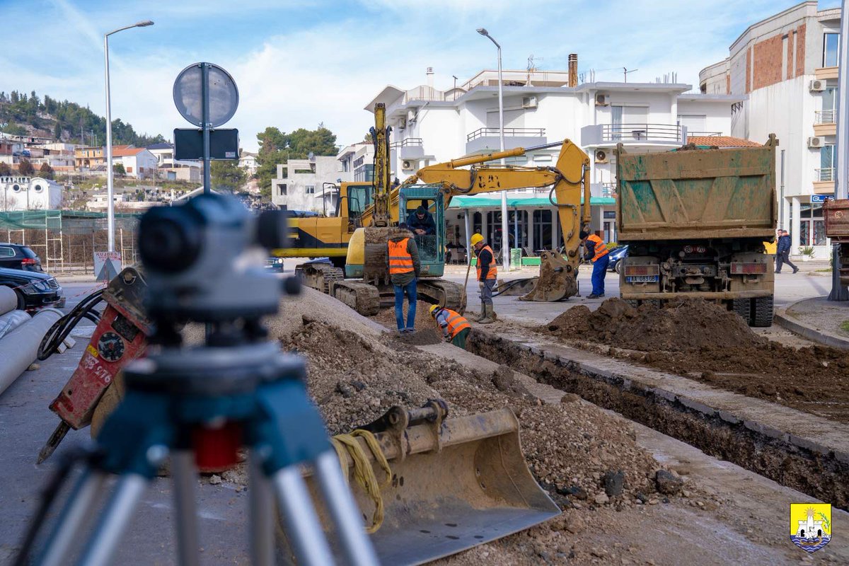 EndrinGjipali's tweet image. Today, site visit from the Mayor of Ulcinj. 
#SpigaSRL #EdicomSHPK