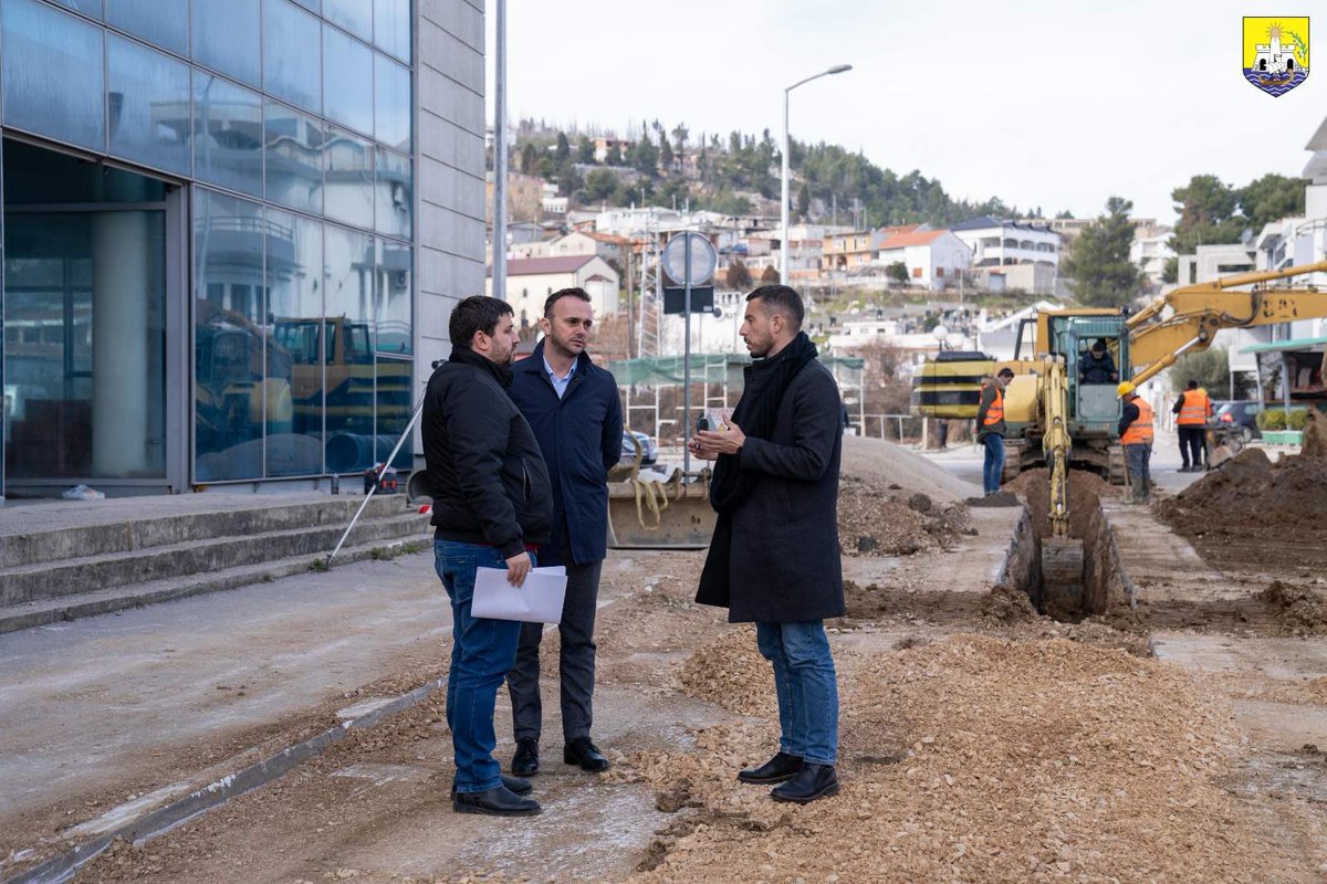 EndrinGjipali's tweet image. Today, site visit from the Mayor of Ulcinj. 
#SpigaSRL #EdicomSHPK