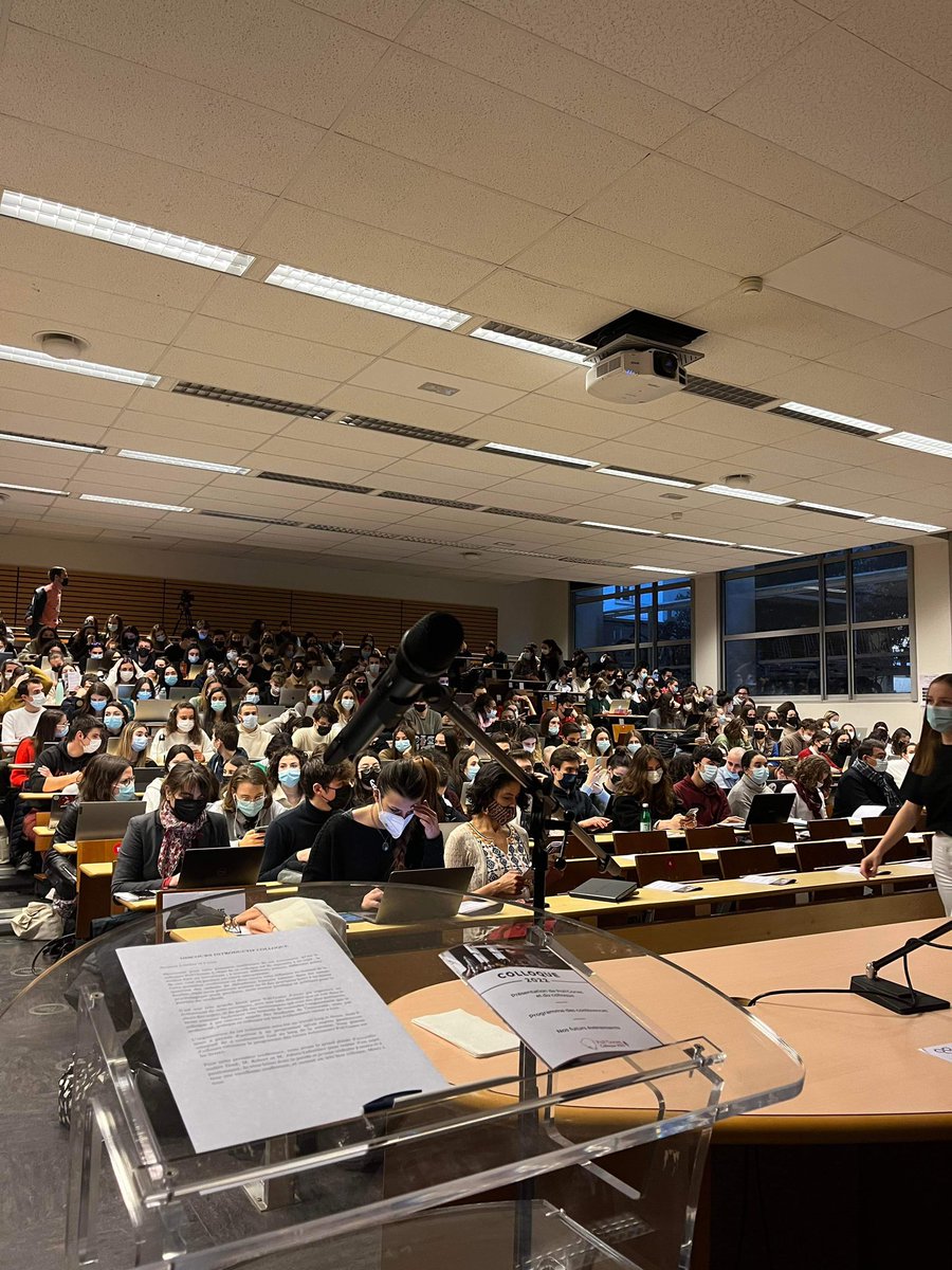 poligones_org's tweet photo. Retour sur la première conférence du Colloque 2022 : La position de la France dans l’accueil des enfants de djihadistes détenus en Syrie !
Un grand merci à @DoseLevy_Avocat @hub_laferriere et Loïc Robert, nos intervenants, pour leurs discours très inspirants. https://t.co/IzJ1Qa4PQc