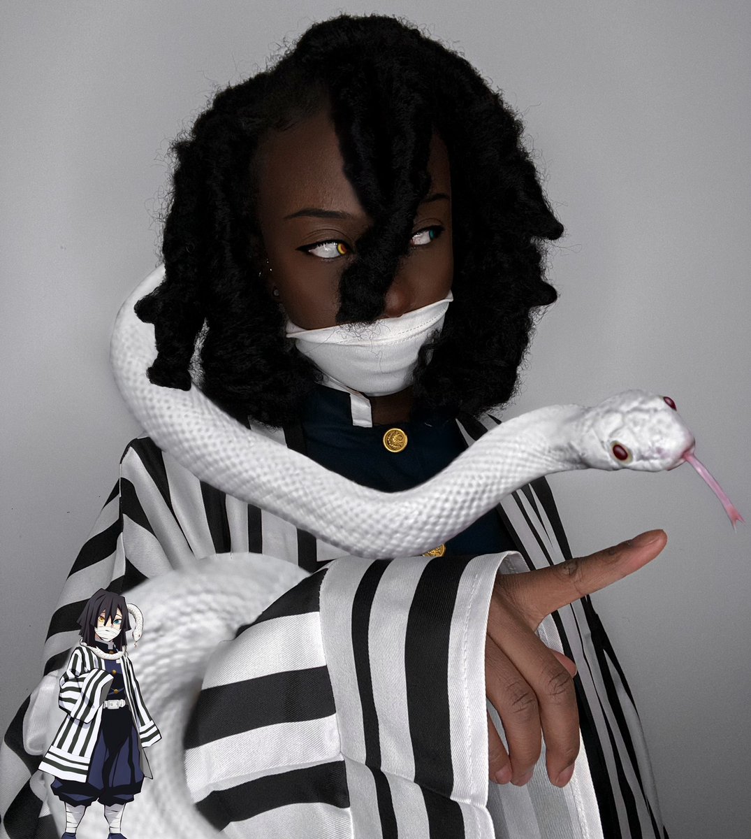 africajpg's tweet photo. Obanai Iguro | Demon Slayer 😈🗡 https://t.co/YIhq8iaUN0