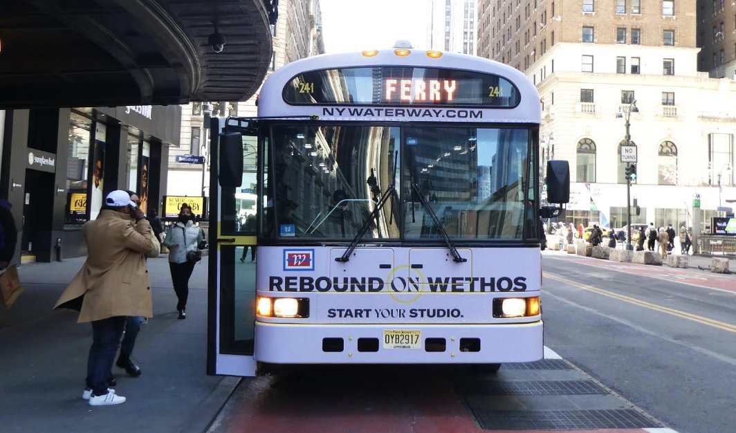 look at her!!!!!!!!

<a href="/wethosco/">Wethos</a> in the nyc wild 👀