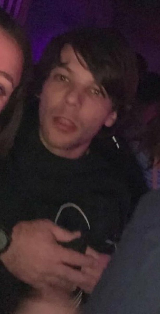 Para quien será medicine?
I vote #Louies for #BestFanArmy at the #iHeartAwards