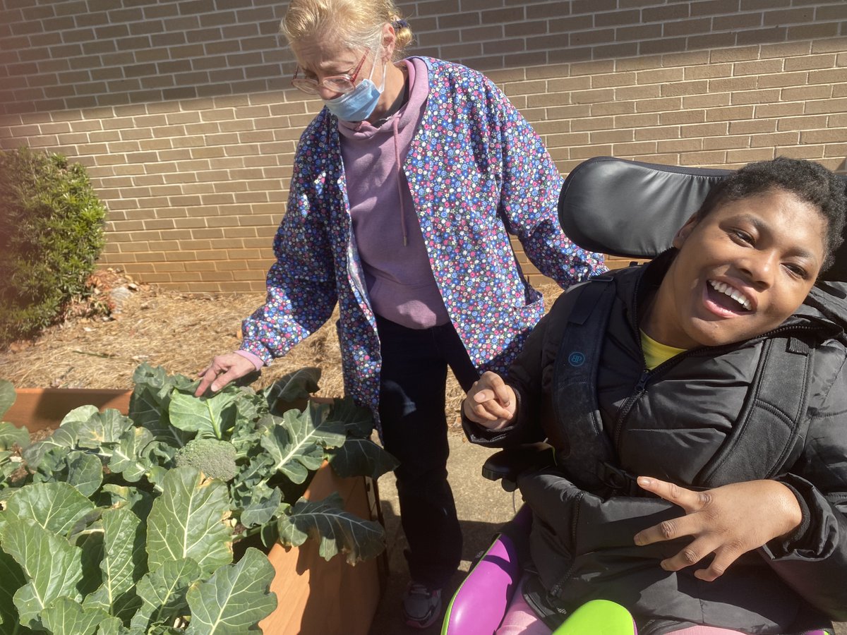 It's time for more garden fun at our CCS Garden Project. This time we talked about the history, nutrition and harvest of broccoli! #ccsisthebest #ccsgarden <a href="/MPSAL/">Montgomery Public Schools</a>