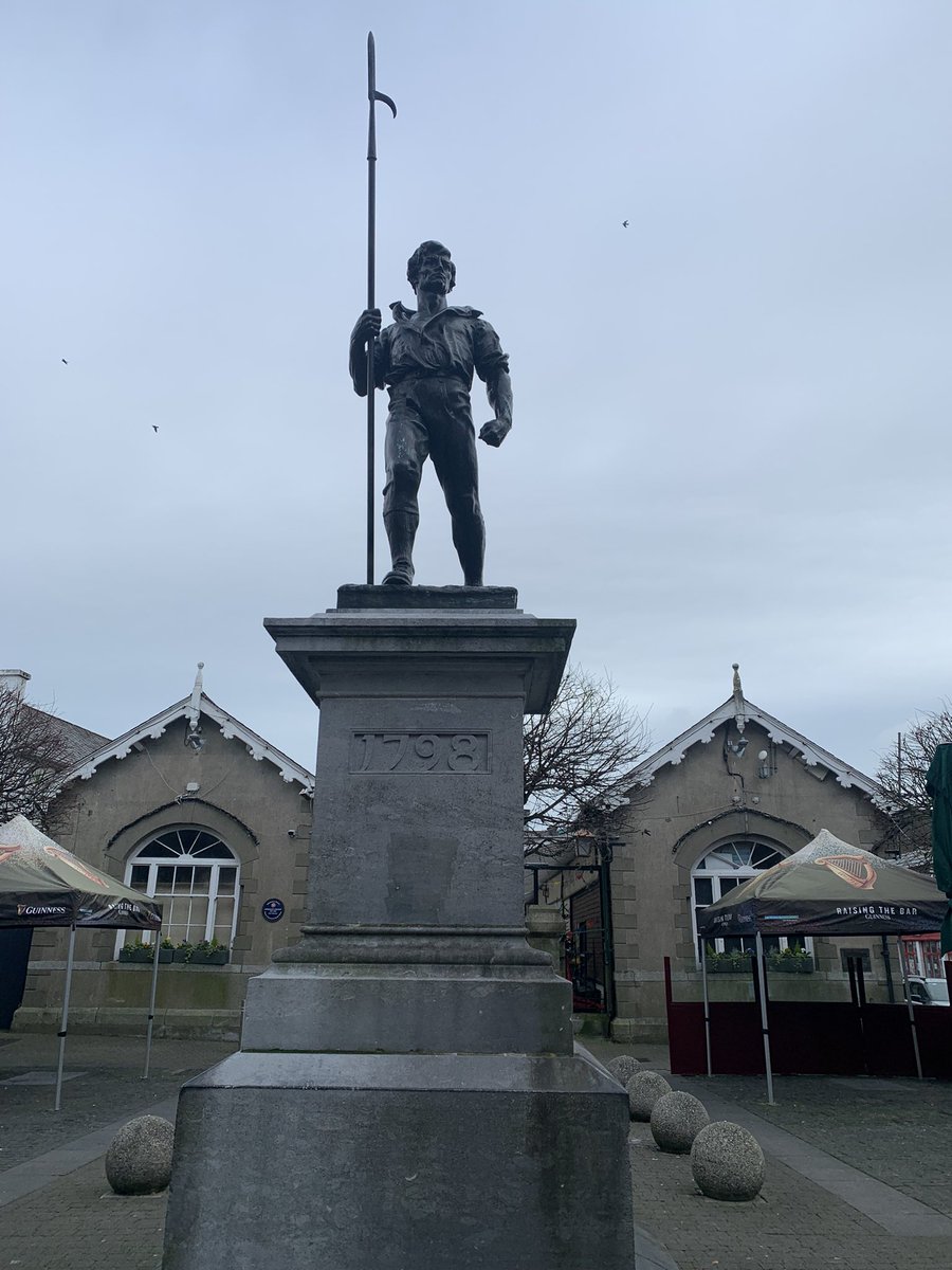 dramapsycho's tweet photo. #days30&31 of #100daysofwalking a morning walk to meet arts hub friends and evening walk with a lovely bunch of ladies in Wexford Town #didntmanagetogetoutyesturday😳@NTBreakfast @NewstalkFM @100DaysOfWalkin https://t.co/bH5gQMpYac