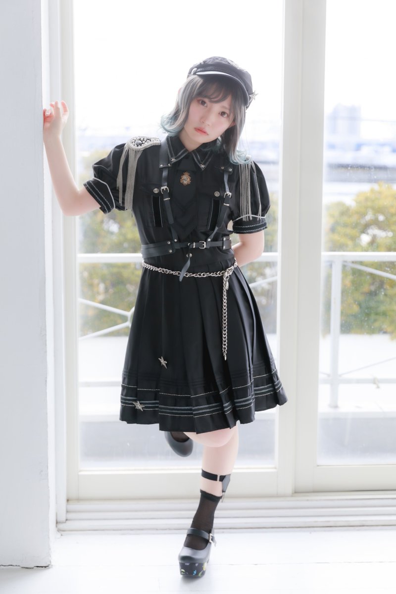 CentBoss's tweet photo. 2022/01/30
レラブル×エペティスコラボ撮影会@グランボア
みったんさん( @mtn_cos )
第1部:軍服ワンピース(1/2)
#レラブル撮影会 #Lerable #epetice #エペティス https://t.co/OIcOGR7tev