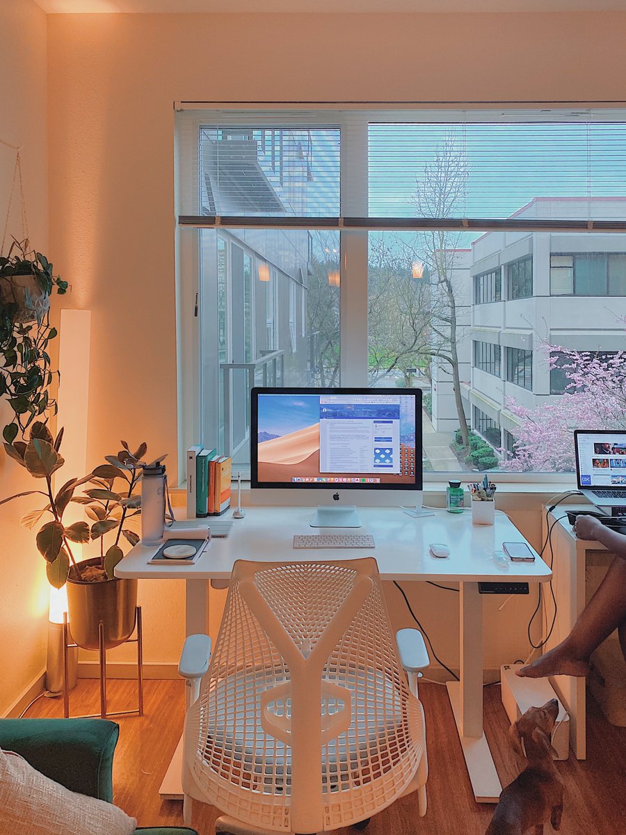 teslimalabi_'s tweet photo. Evolution of my workspaces: 
2017, 2020, 2022 https://t.co/yurzFKw0Ut